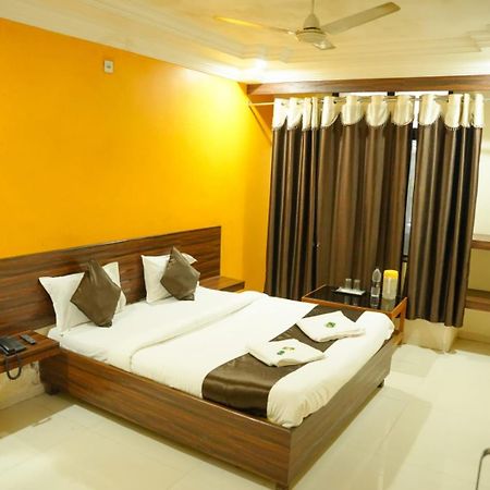 Hotel Sachidanand Shirdi Exterior photo